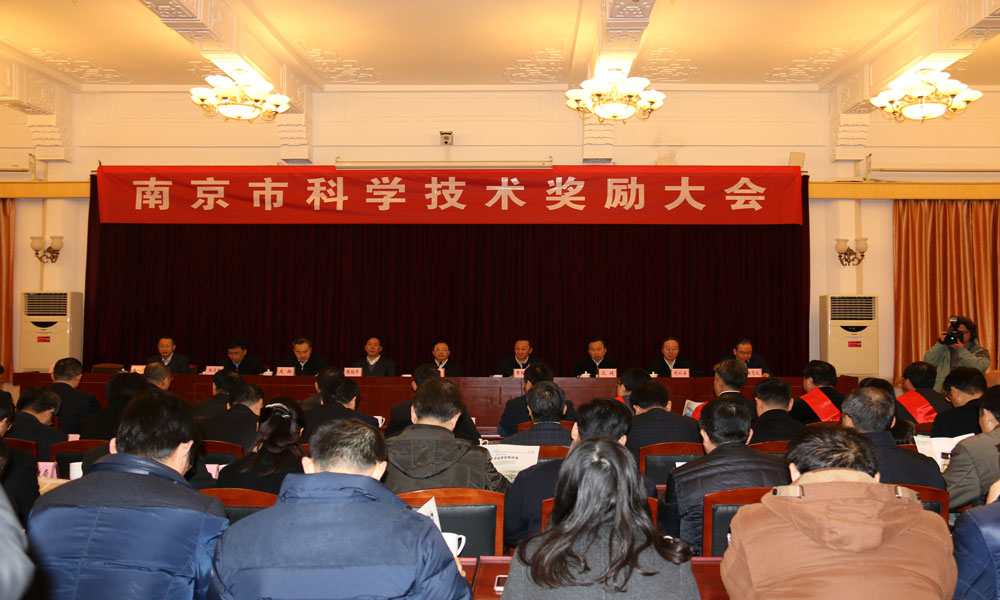 1525851537662449GiRN.jpg 2017021811330219.jpg